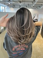 メリー オオサカ(Merly Osaka)&nbsp;海外レイヤー× バレイヤージュ