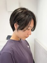 スイ(suiw) 耳かけハンサムショート暗めヘーゼルベージュ【suiw】昭和町