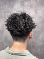 スピン 本八幡(SPIN) MEN’S HAIR/サーフカール/刈り上げセンターパート/本八幡