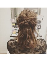 ヘアーアンドメイク カナン(HAIR&MAKE CANAAN)&nbsp;ハーフアップアレンジ
