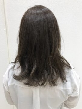 クアトログランシュ ひたちなか店(QUATRO×GranCieux) ダークグレーアッシュ☆