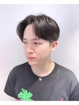 モアナ バイ ヘッドライト 武蔵小杉店(Moana by HEADLIGHT) Moana【武蔵小杉】#センターパート#韓国メンズヘア#ガイルヘア