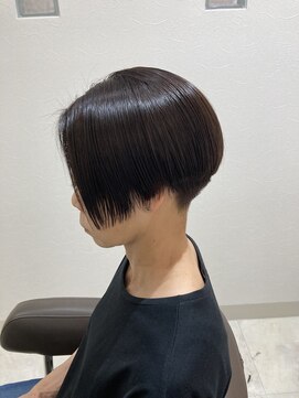 ラ ファブリック 草加(LA FABRIQUE) 【下田】刈り上げショート