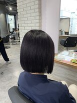 リーオオサカ(Lee Osaka)&nbsp;ラベンダーグレージュ×丸みボブ