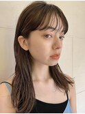 シースルーバングが可愛い◎切りっぱなしのミディアム