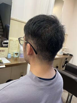 コアフィールフィス(COIFFURE fils) 《見附　今町》メンズ　黒髪　刈り上げヘア