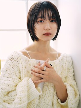 リィベ(Liibe) 10代20代30代黒髪スタイル/マッシュショート/シースルーバング