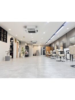 【お客様の95％以上が30代以上の女性！】美容師歴15年以上の30代ベテランスタイリストのみ!(仙台駅徒歩6分)