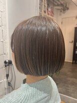 リビュー(re view)&nbsp;《re view MIRU》丸みショートボブ/明るめアッシュベージュ