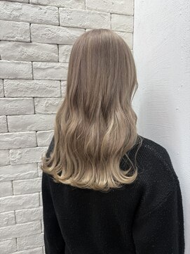 ブレス(bless) ベージュ/グレージュ/ハイトーン/ミルクティー