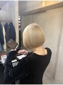 大人可愛い丸みボブミルクティーベージュ【上野】