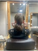 ハイポニーアレンジ