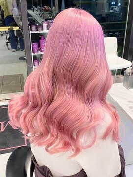 リル ラウム 原宿(LiL Raum) ホワイトピンクカラー/原宿/原宿ブリーチ/原宿ダブルカラー