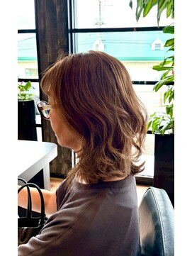 ヘアショップエヌアンドエー 久喜店(hairshop N&A) ふんわりボリュームで若見え効果◎ウェーブミディ/コテ巻き