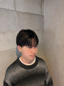 ワンワンオー バーバーショップ コンチネンタル(@110 BARBER SHOP continental) シースルーマッシュ