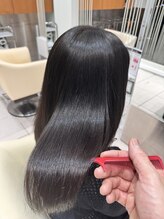 ゼルアヴェダ 浦和パルコ店(ZELE AVEDA)&nbsp;ツヤうるレイヤー