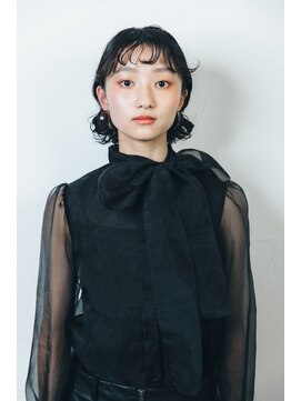 マウロア(MAULOA) 【MAULOA】美髪 重軽ウェーブ ミニボブ 黒髪