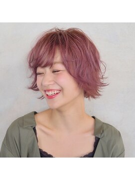 キャンバスヘアープロデュース(canvas hair produce) ピンク×ショート