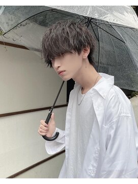 シン(syn) 前髪長めマッシュ ツイストスパイラル