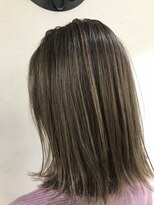 フレールヘアー(Frere hair) ハイライト外ハネ