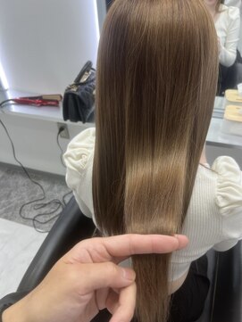 イオエ 心斎橋(ioe) 髪質改善トリートメント20代30代40代【髪質改善ケアカラー】