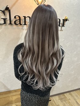 グラムスター(GlamStar)の写真/【自社特性オリジナル技法】最高級人毛お取扱いあり◎個室型の空間で寛ぎながら、自然に馴染む仕上がりに♪