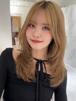 プラグ ヘアーデザイン 大名店(PLUG hair design)&nbsp;ハイライトカラーミルクティーベージュレイヤーカット