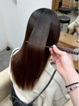 リングバイモアムー(Ring by Moremuu) hazuki 髪質改善 矯正