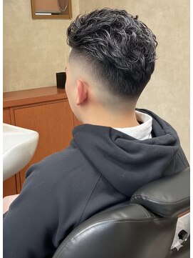 クリスタル(Cristal) シェードフェードスタイル