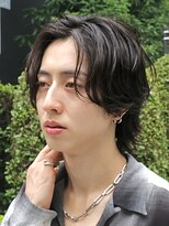 テン 心斎橋(tenn.)&nbsp;メンズセンターパート七三分けパートニュアンスパーマ刈り上げ