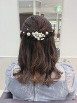 オフ(off) お呼ばれハーフアップ|結婚式|推し活|イベント|ヘアセット