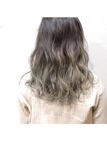 デコヘアーフラッペ(DECO HAIR frappe)&nbsp;カーキのグラデーションカラー