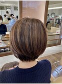ナチュラルハイライト コンパクトショートボブ