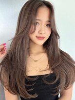 サイン 表参道(SIGN)&nbsp;ミディアムヘアグレージュカラーデザインカラーシルキーベージュ