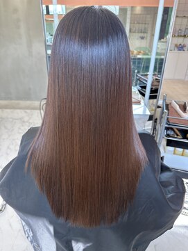 ロンドルーチェ 心斎橋(Lond luce) ダークアッシュ/ミディアムレイヤーカット［髪質改善/縮毛矯正］