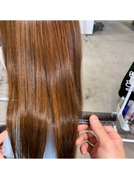 ルーム プロデュースドバイ アミカ(Room produced by Amica) 髪質改善ストレート