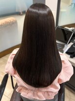 Mako チョコレートブラウン　髪質改善ストレート　艶髪