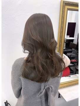 ミシェリー(misherry) グレージュ/くすみカラー/ツヤ髪スタイル/簡単スタイリング