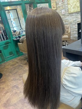 ヘアーラウンジ アンフィ 井土ヶ谷(Hair Lounge Anphi) シアーベージュ