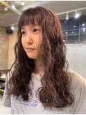 ルーズなウェーブパーマロングパーマおん眉パーマ