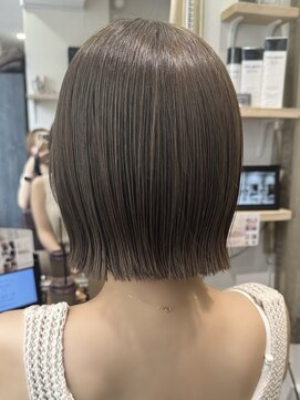 エストアール フクオカ 福岡博多店(est-r. Fukuoka) 切りっぱなし/ボブ/オリーブグレージュ/博多美容室