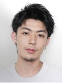 ツーブロックアップバングショートウルフ