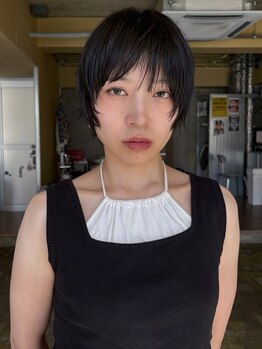 チーキー(CHEEKY)の写真/【八丁堀駅より徒歩1分】ショートカットで骨格を美しく！くせ毛の悩みも解消し、なりたい姿を叶える◎