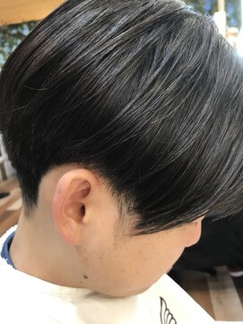 ニーナ 三軒茶屋(nina) ツーブロック前下がりショート
