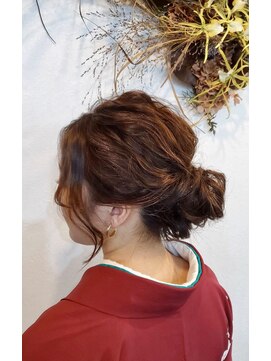 チェルシー(CHELSEA) 袴に似合うヘアアレンジ