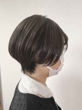 アングゥギャラリー(ungu GALLERY) ショート/ショートボブ/くびれスタイル/グレージュ