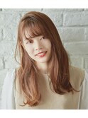 ヘルシーカラーに動きが出やすいレイヤーヘア