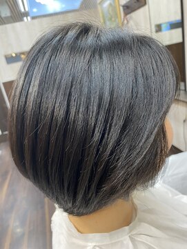 かみ切処 和 トロワ(Trois) ボブスタイル