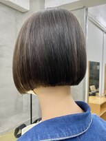 ソーコ 渋谷(SOCO)&nbsp;切りっぱなしボブ前髪ありミニボブ前下がりボブショートボブ