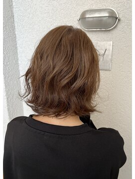 ムード(mood) 柔らかと透明感のあるボブ【透明感アッシュブラウン】